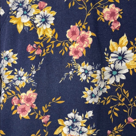 Element: pullover sweatshirt - Picture 2 of 2